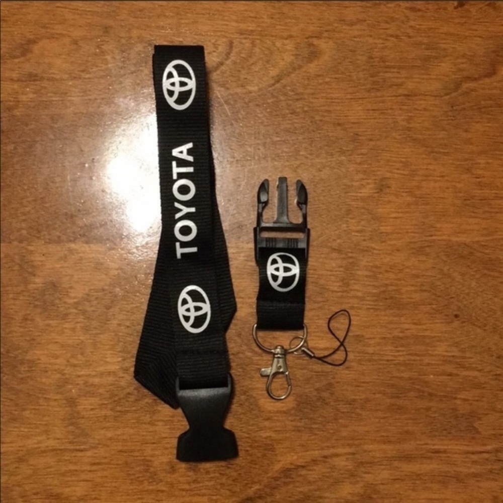 New Toyota ID Badge Holder Lanyard Black & White - Picture 2 of 9